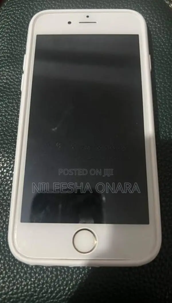 Apple iPhone 6S (Used)