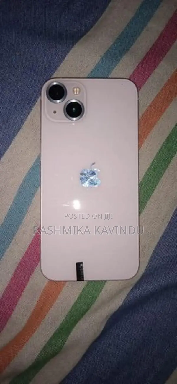 Apple iPhone 13 (Used)