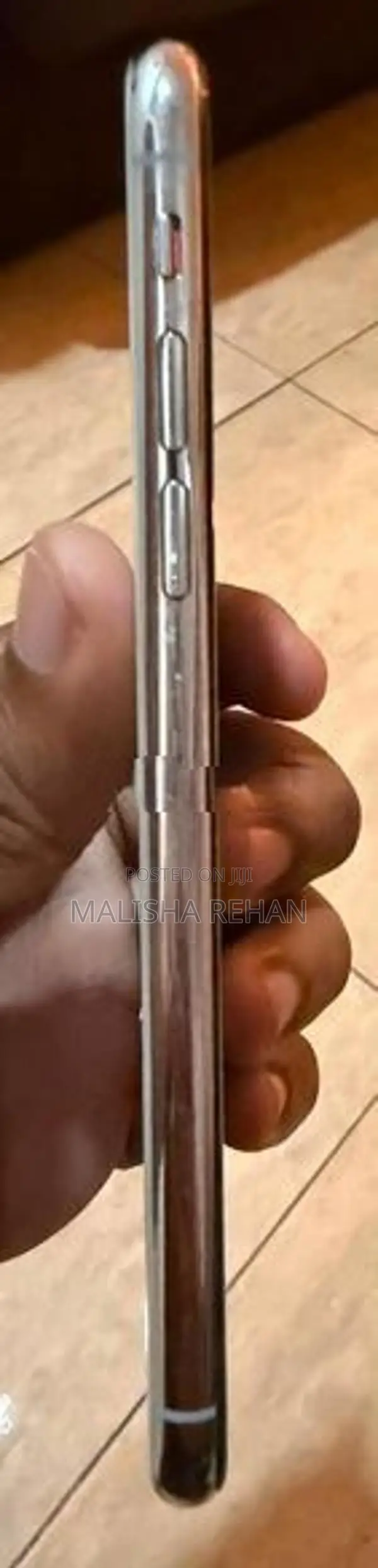 Apple iPhone XS 64GB (Used)
