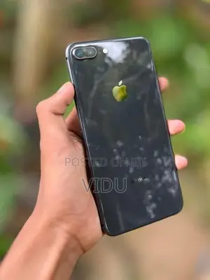 Apple iPhone 8 Plus (Used)