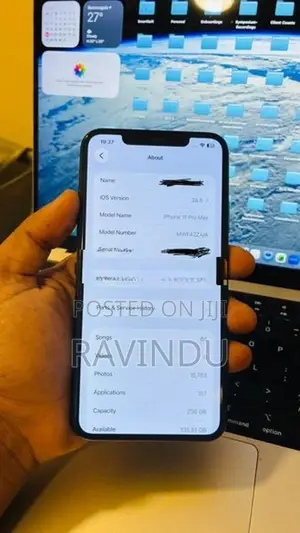 Apple iPhone 11 Pro Max (Used)