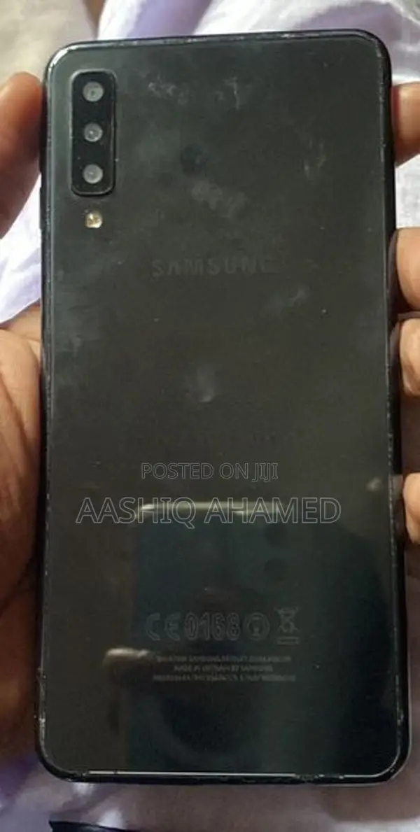Samsung Galaxy A7 (Used)
