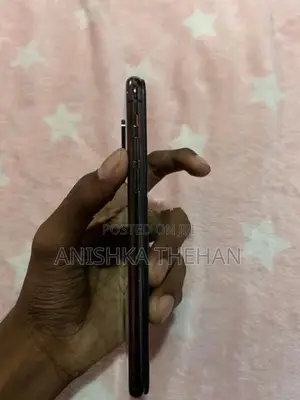 Apple iPhone X (Used)