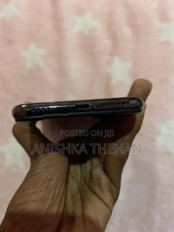 Apple iPhone X (Used)