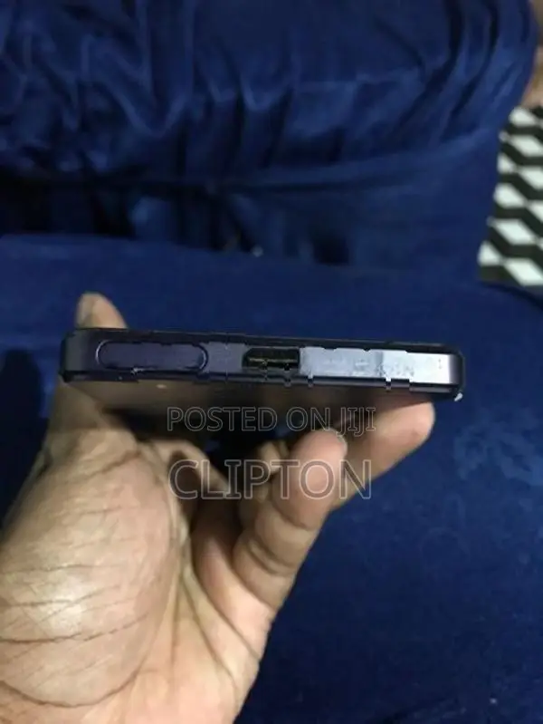 Sony Xperia 1 IV (Used)