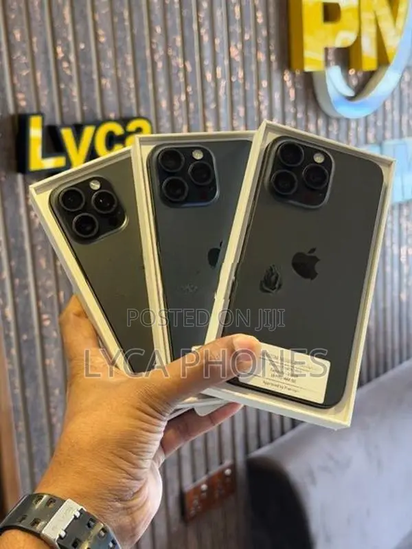 Apple iPhone 15 Pro Max 256GB (Used)