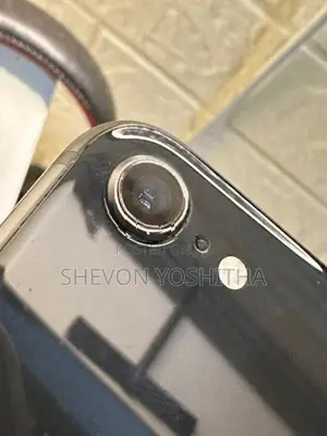 Apple iPhone 8 (Used)