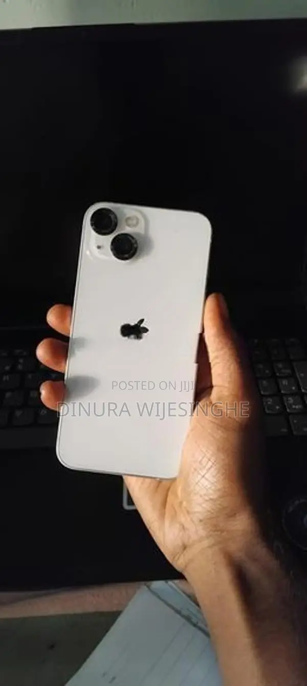 Apple iPhone 13 White (Used)