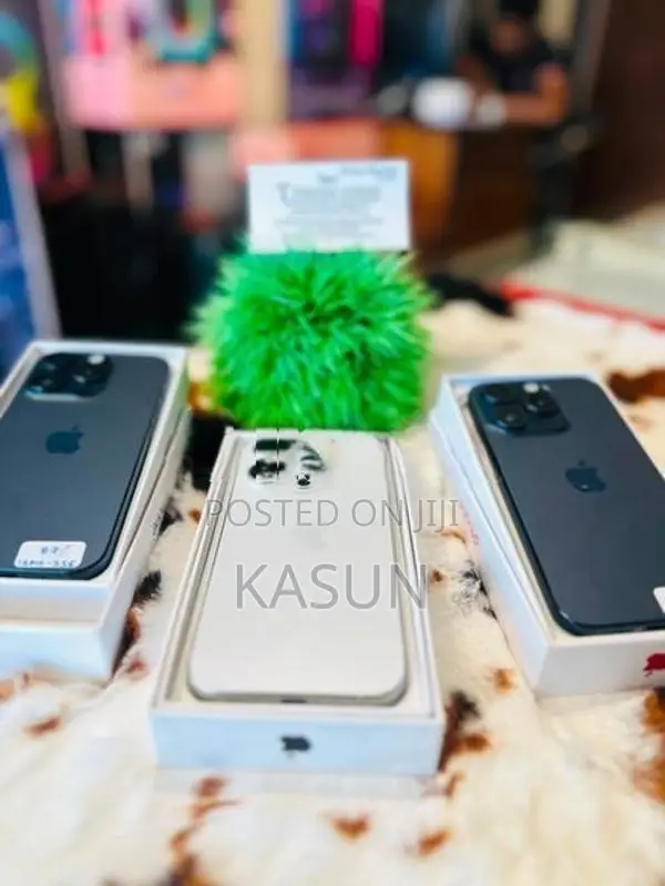 Apple iPhone 15 Pro (Used)