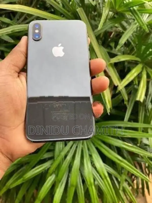 Apple iPhone X (Used)