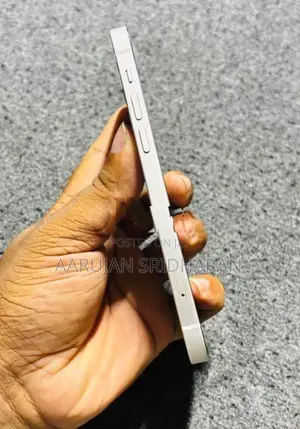 Apple iPhone 12 (Used)