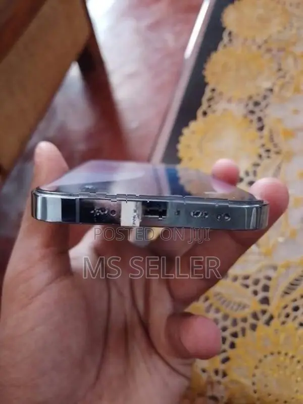 Apple iPhone 13 Pro (Used)