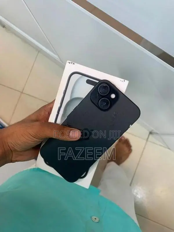 Apple iPhone 15 (Used)