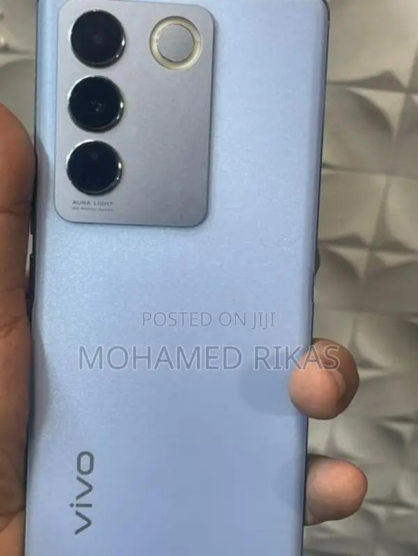 Vivo V27 (Used)