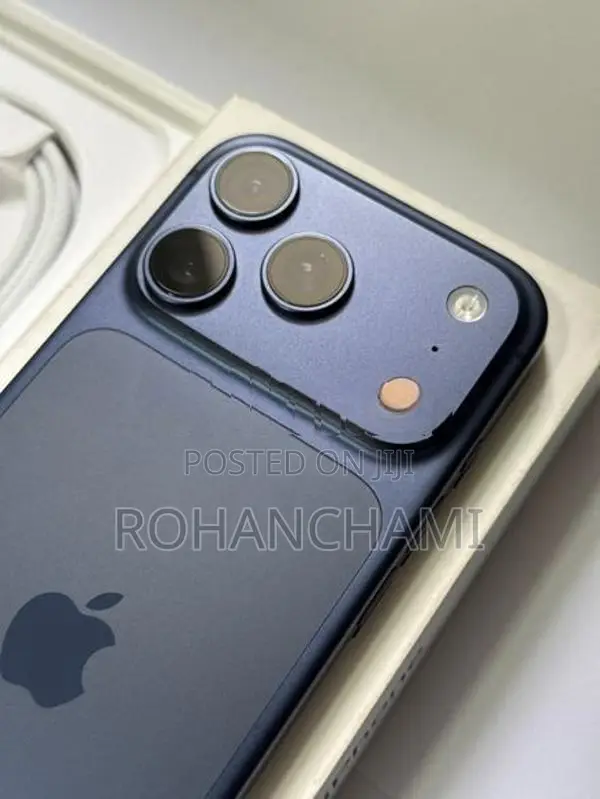 Apple iPhone 17 Pro 512GB (Used)