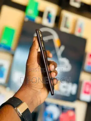 Vivo V29E 8GB 128GB (Used)