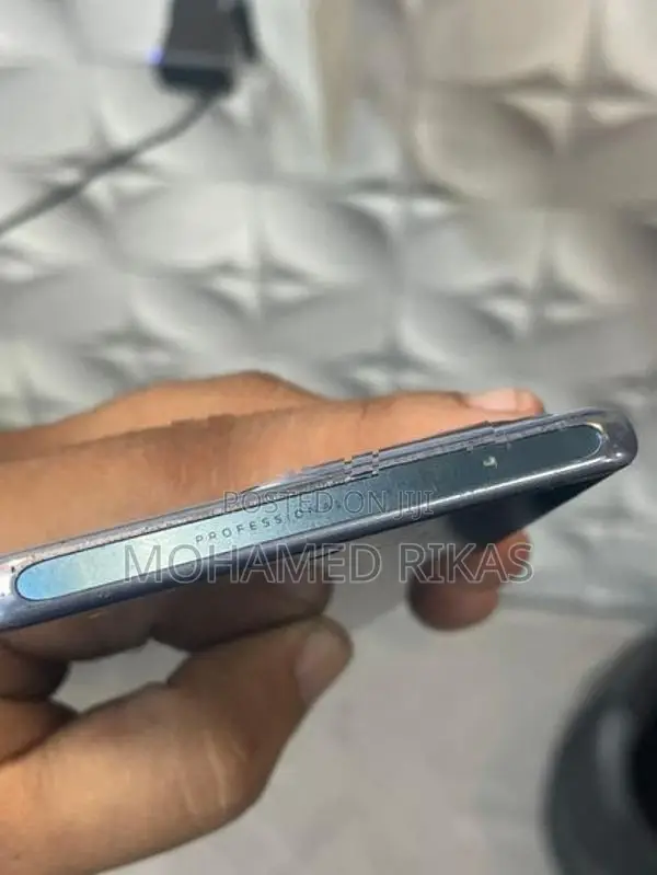 Vivo V27 (Used)