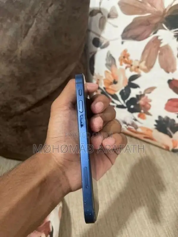 Apple iPhone 12 mini 64GB (Used)
