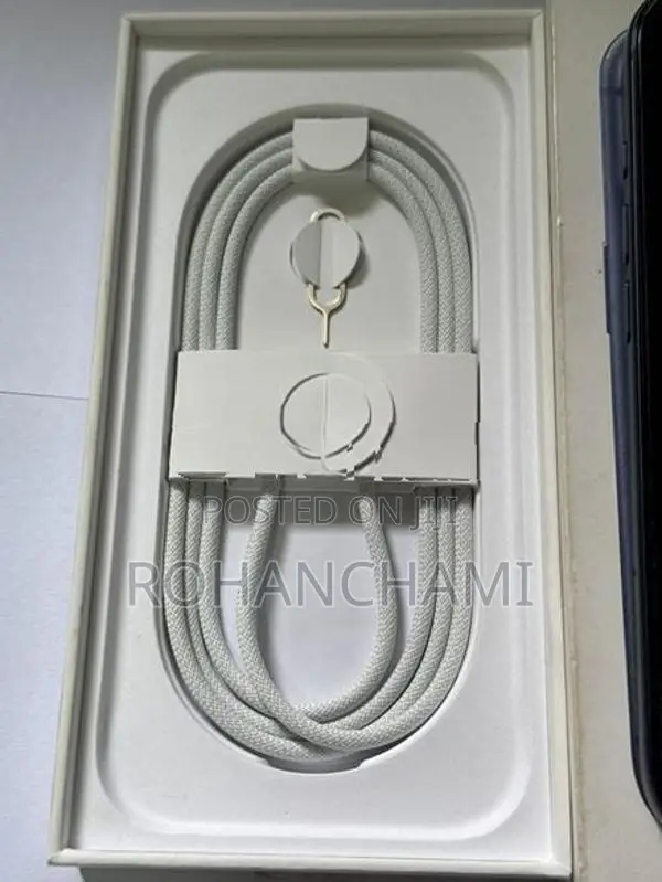 Apple iPhone 17 Pro 512GB (Used)