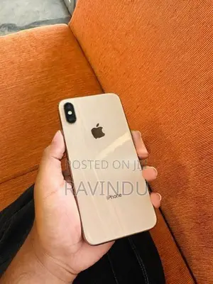 Apple iPhone XS 64GB (Used)