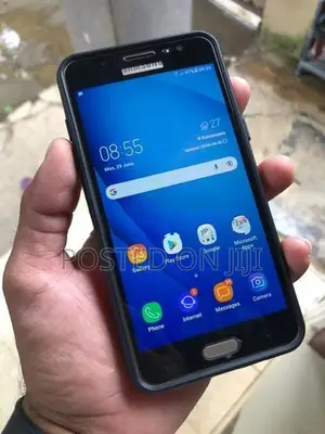 Samsung Galaxy J5 (Used)