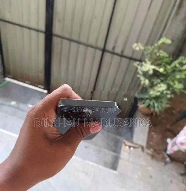 Apple iPhone 13 Pro 256GB (Used)