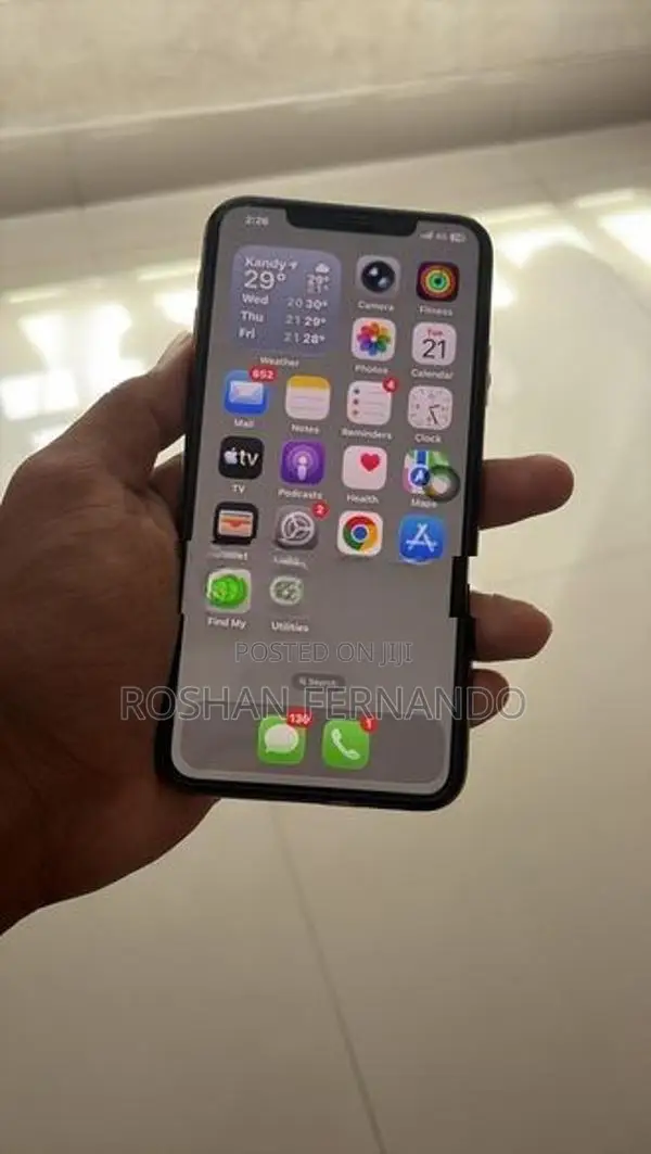 Apple iPhone 11 Pro Max (Used)