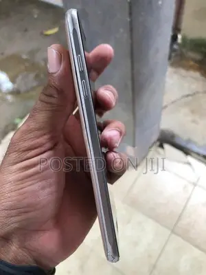 Samsung Galaxy J5 (Used)