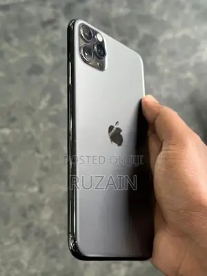 Apple iPhone 11 Pro Max (Used)