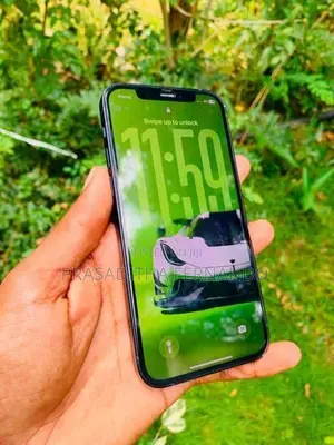 Apple iPhone 12 (Used)