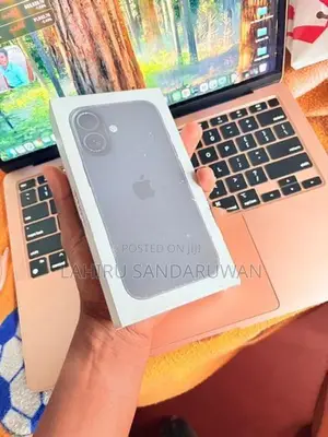 Apple iPhone 16 (Used)
