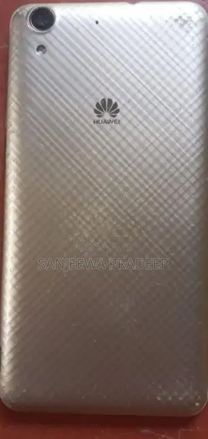 Huawei Y6 64GB (Used)