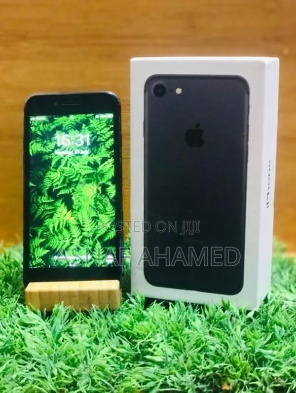 Apple iPhone 7 (Used)