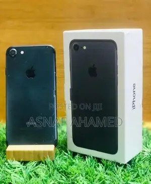Apple iPhone 7 (Used)