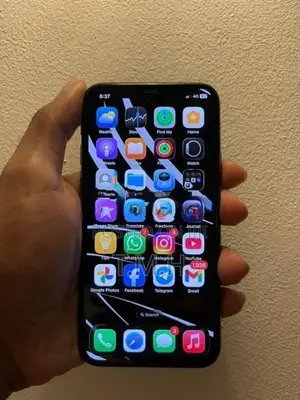 Apple iPhone 11 Pro 256GB (Used)