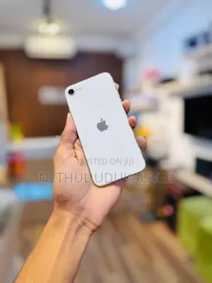 Apple iPhone SE 2 128GB (Used)