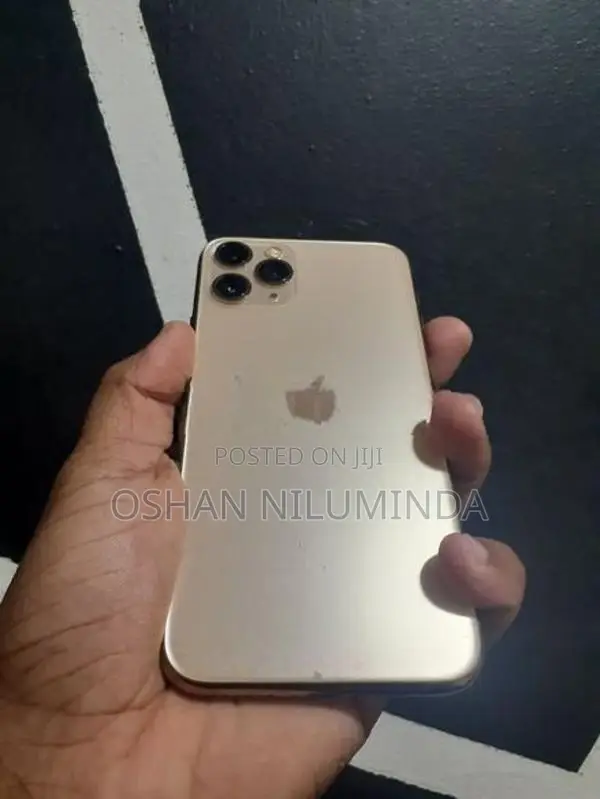 Apple iPhone 11 Pro (Used)