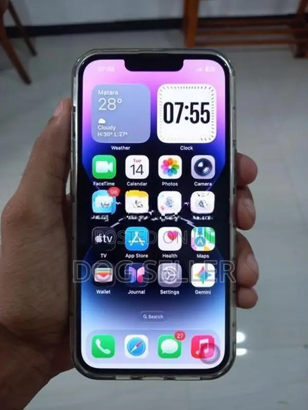 Apple iPhone 13 (Used)