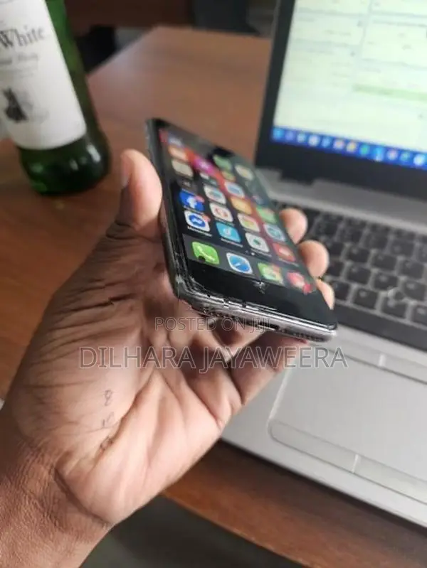 Apple iPhone 8 64GB (Used)