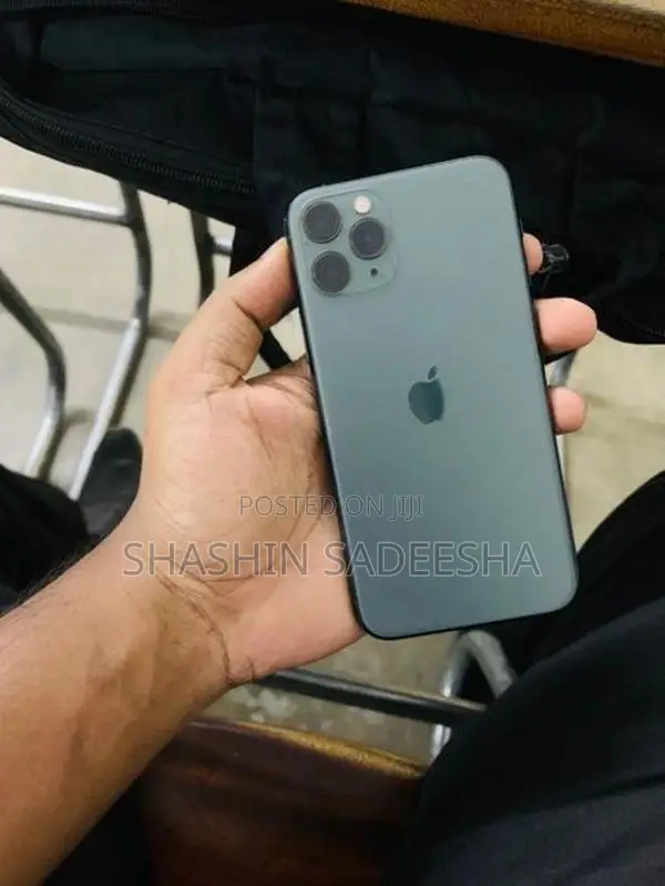 Apple iPhone 11 Pro (Used)