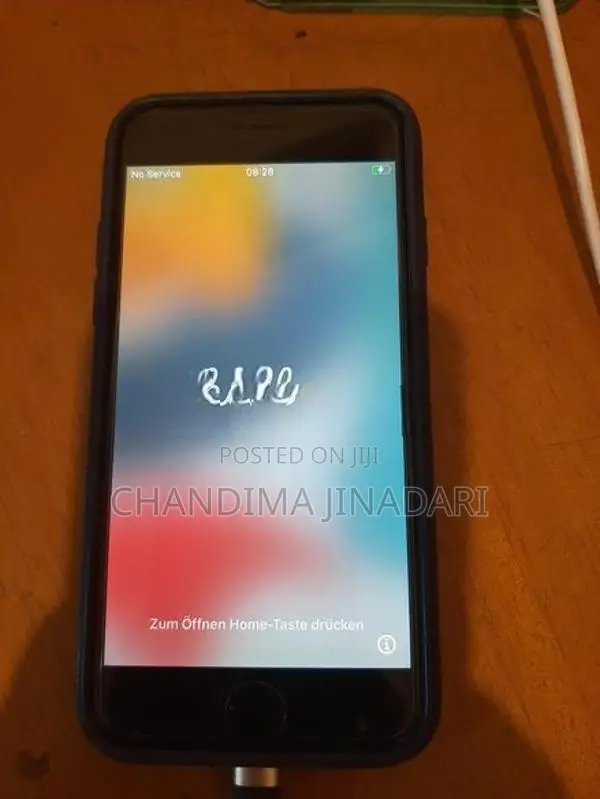 Apple iPhone 7 (Used)
