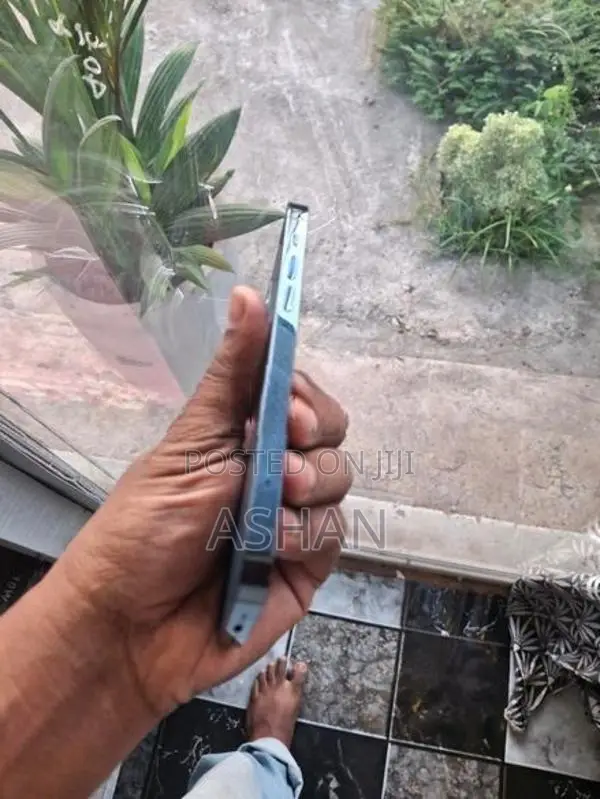 Apple iPhone 12 Pro 256GB (Used)
