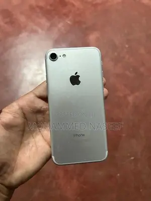 Apple iPhone 7 128GB (Used)