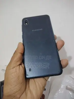 Samsung Galaxy A10 2GB 32GB (Used)