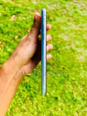 Apple iPhone 11 (Used)