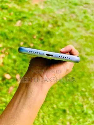 Apple iPhone 11 (Used)