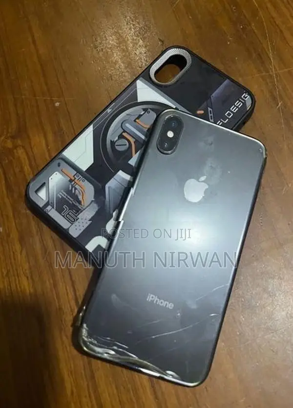 Apple iPhone X (Used)
