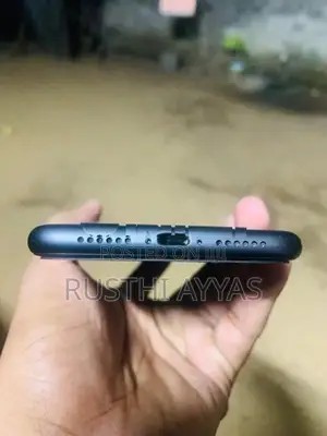 Apple iPhone 11 128GB (Used)