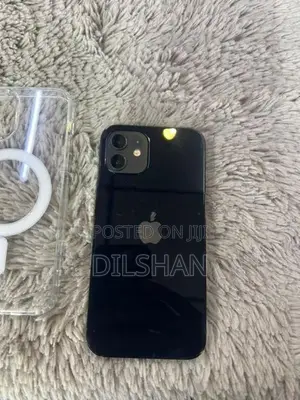 Apple iPhone 12 (Used)