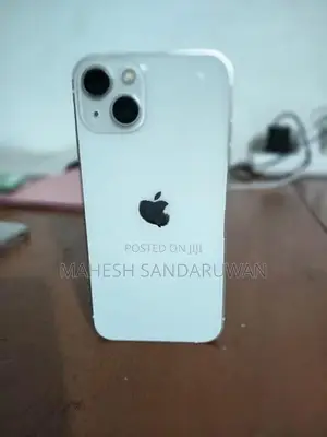 Apple iPhone 13 (Used)